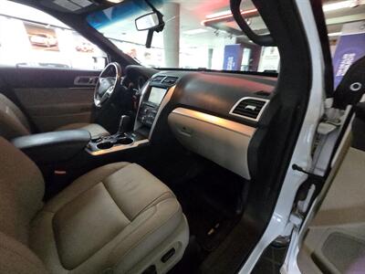 2015 Ford Explorer XLT 4DR SUV AWD - Photo 15 - Hamilton, OH 45015