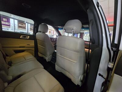 2015 Ford Explorer XLT 4DR SUV AWD - Photo 18 - Hamilton, OH 45015