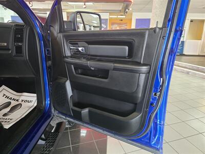 2017 RAM 1500 Rebel 4DR CREW CAB 4X4/HEMI   - Photo 14 - Hamilton, OH 45015