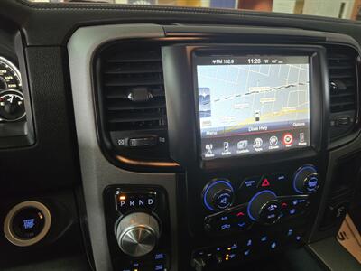 2017 RAM 1500 Rebel 4DR CREW CAB 4X4/HEMI   - Photo 25 - Hamilton, OH 45015