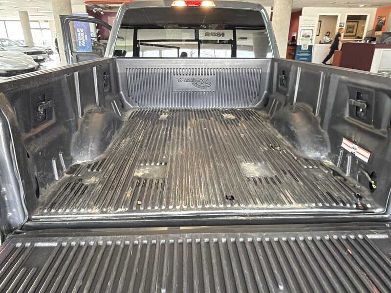 2016 Ford F-150 XLT - Photo 24 - Hamilton, OH 45015