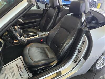 2005 BMW Z4 3.0i 2DR CONVERTIBLE - Photo 9 - Hamilton, OH 45015
