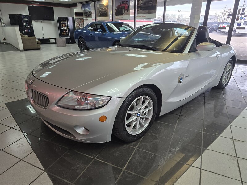 2005 BMW Z4 3.0i 2DR CONVERTIBLE   - Photo 1 - Hamilton, OH 45015