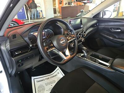 2025 Nissan Sentra SV 4DR SEDAN   - Photo 8 - Hamilton, OH 45015