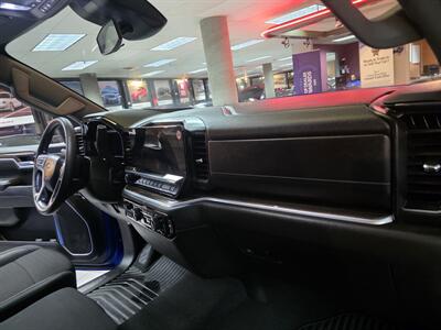 2026 Chevrolet Silverado 1500 RST 4DR CREW CAB 4X4 - Photo 16 - Hamilton, OH 45015