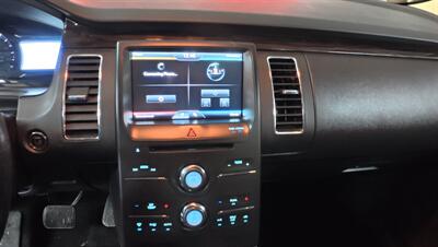 2015 Ford Flex SEL  4DR CROSSOVER   - Photo 15 - Hamilton, OH 45015
