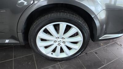 2015 Ford Flex SEL  4DR CROSSOVER   - Photo 28 - Hamilton, OH 45015