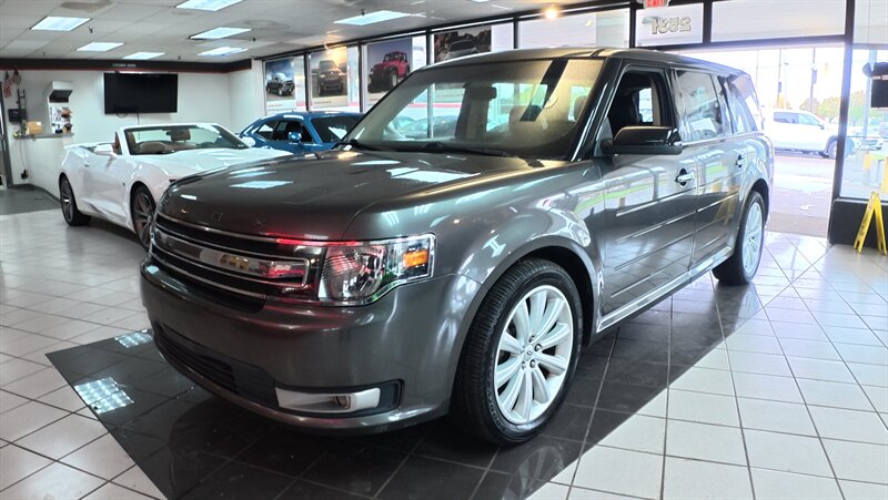 2015 Ford Flex SEL  4DR CROSSOVER   - Photo 1 - Hamilton, OH 45015