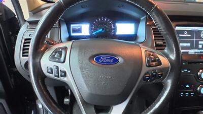 2015 Ford Flex SEL  4DR CROSSOVER   - Photo 14 - Hamilton, OH 45015