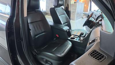 2015 Ford Flex SEL  4DR CROSSOVER   - Photo 24 - Hamilton, OH 45015