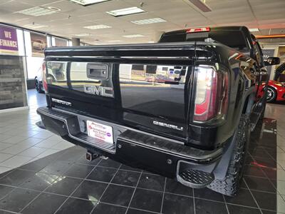 2016 GMC Sierra 1500 Denali 4DR CREW CAB 4X4/V8   - Photo 5 - Hamilton, OH 45015