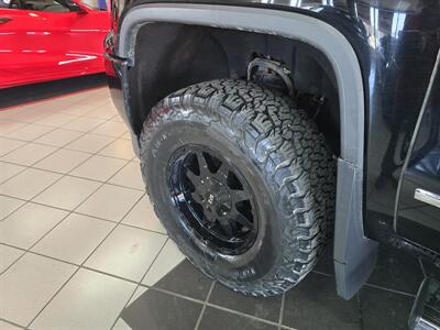 2016 GMC Sierra 1500 Denali 4DR CREW CAB 4X4/V8   - Photo 36 - Hamilton, OH 45015