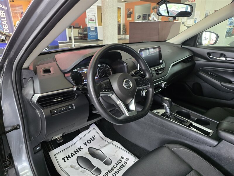 2020 Nissan Altima 2.5 S 4DR SEDAN - Photo 8 - Hamilton, OH 45015