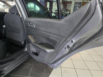 2020 Nissan Altima 2.5 S 4DR SEDAN - Photo 15 - Hamilton, OH 45015