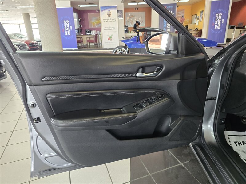 2020 Nissan Altima 2.5 S 4DR SEDAN - Photo 7 - Hamilton, OH 45015