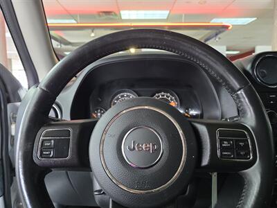 2017 Jeep Patriot High Altitude 4DR SUV   - Photo 23 - Hamilton, OH 45015