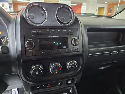 2017 Jeep Patriot High Altitude 4DR SUV   - Photo 19 - Hamilton, OH 45015