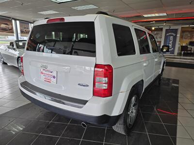 2017 Jeep Patriot High Altitude 4DR SUV   - Photo 3 - Hamilton, OH 45015