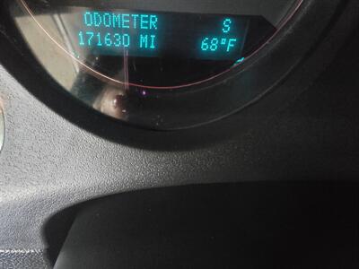 2011 Chevrolet Avalanche LS 4dr Crew Cab 4X4 - Photo 21 - Hamilton, OH 45015