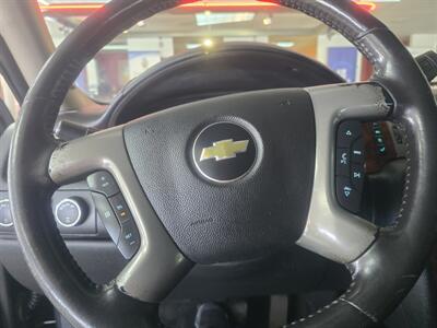 2011 Chevrolet Avalanche LS 4dr Crew Cab 4X4 - Photo 22 - Hamilton, OH 45015