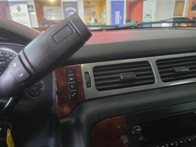 2011 Chevrolet Avalanche LS 4dr Crew Cab 4X4 - Photo 19 - Hamilton, OH 45015