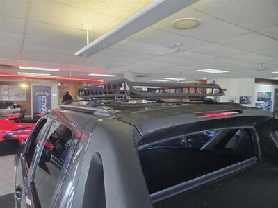 2011 Chevrolet Avalanche LS 4dr Crew Cab 4X4 - Photo 29 - Hamilton, OH 45015