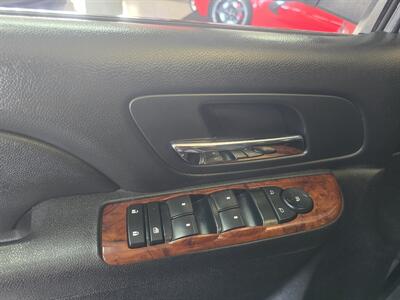 2011 Chevrolet Avalanche LS 4dr Crew Cab 4X4 - Photo 16 - Hamilton, OH 45015