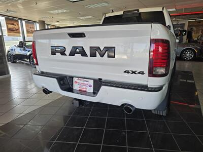 2017 RAM 1500 Night 4DR CREW CAB 4X4/V8   - Photo 3 - Hamilton, OH 45015