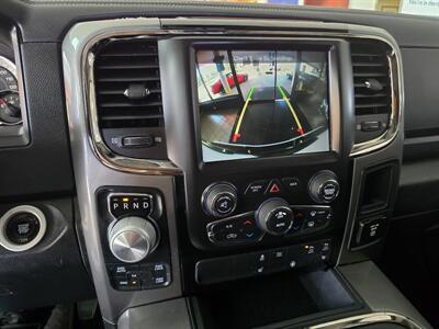 2017 RAM 1500 Night 4DR CREW CAB 4X4/V8   - Photo 20 - Hamilton, OH 45015
