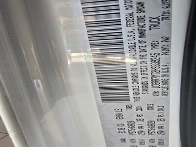 2017 RAM 1500 Night 4DR CREW CAB 4X4/V8   - Photo 35 - Hamilton, OH 45015