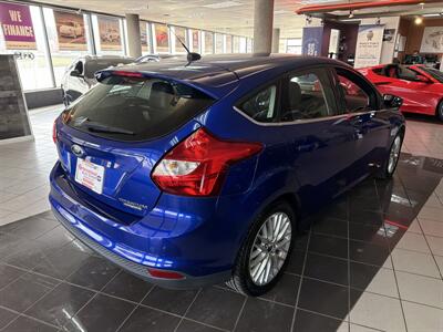 2013 Ford Focus Titanium 4DR HATCHBACK   - Photo 6 - Hamilton, OH 45015