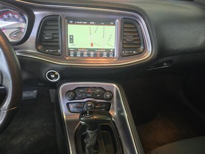 2017 Dodge Challenger R/T 2DR COUPE   - Photo 25 - Hamilton, OH 45015