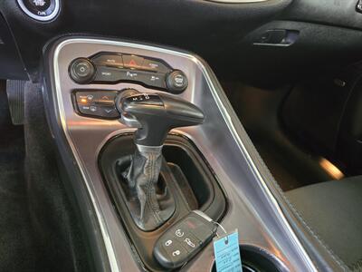 2017 Dodge Challenger R/T 2DR COUPE   - Photo 18 - Hamilton, OH 45015