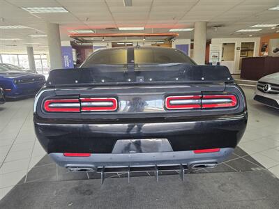 2017 Dodge Challenger R/T 2DR COUPE   - Photo 5 - Hamilton, OH 45015