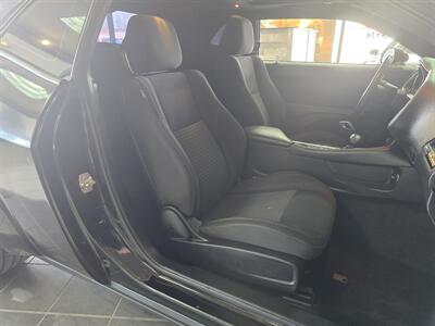 2017 Dodge Challenger R/T 2DR COUPE   - Photo 13 - Hamilton, OH 45015