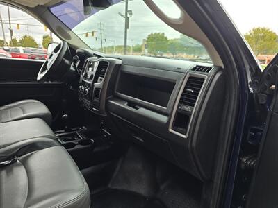 2018 RAM 2500 Tradesman 4DR CREW CAB 4X4/HEMI   - Photo 12 - Hamilton, OH 45015