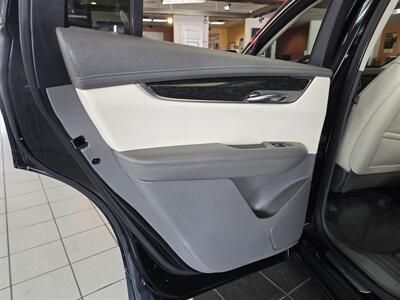 2020 Cadillac XT6 Premium Luxury 4DR SUV   - Photo 10 - Hamilton, OH 45015