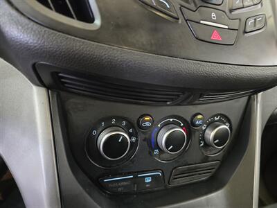 2014 Ford Escape SE 4DR SUV   - Photo 19 - Hamilton, OH 45015