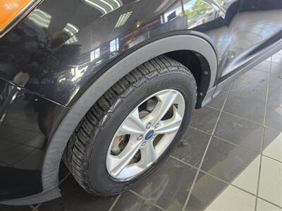 2014 Ford Escape SE 4DR SUV   - Photo 28 - Hamilton, OH 45015