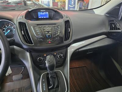 2014 Ford Escape SE 4DR SUV   - Photo 23 - Hamilton, OH 45015