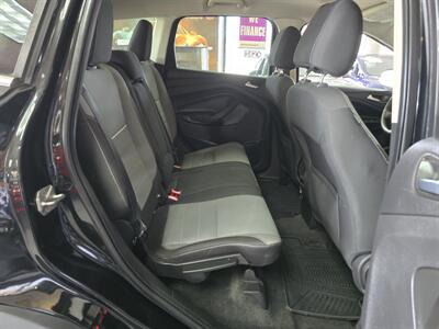 2014 Ford Escape SE 4DR SUV   - Photo 14 - Hamilton, OH 45015