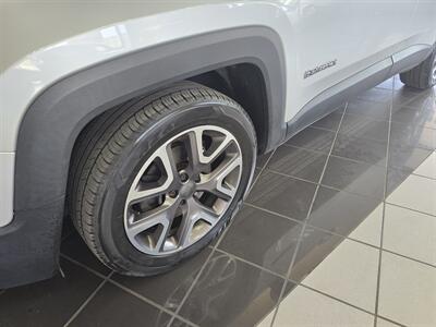 2015 Jeep Renegade Latitude 4DR SUV - Photo 29 - Hamilton, OH 45015