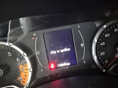 2015 Jeep Renegade Latitude 4DR SUV - Photo 25 - Hamilton, OH 45015