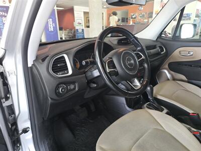 2015 Jeep Renegade Latitude 4DR SUV - Photo 8 - Hamilton, OH 45015