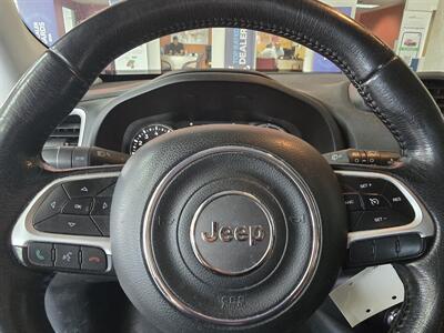 2015 Jeep Renegade Latitude 4DR SUV - Photo 23 - Hamilton, OH 45015
