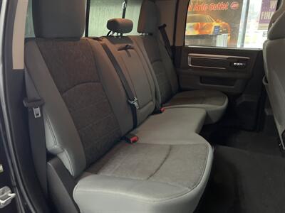 2013 RAM 1500 Big Horn   - Photo 22 - Hamilton, OH 45015