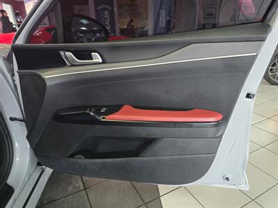 2021 Kia K5 GT-Line   - Photo 12 - Hamilton, OH 45015