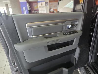 2016 RAM 1500 Big Horn/CREW CAB/HEMI/4X4   - Photo 10 - Hamilton, OH 45015