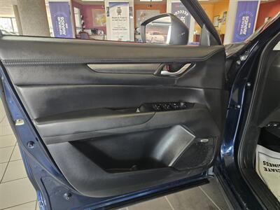 2018 Mazda CX-5 Touring 4DR SUV - Photo 8 - Hamilton, OH 45015