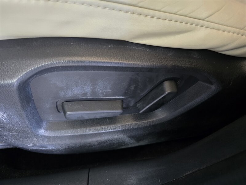 2018 Mazda CX-5 Touring 4DR SUV - Photo 20 - Hamilton, OH 45015